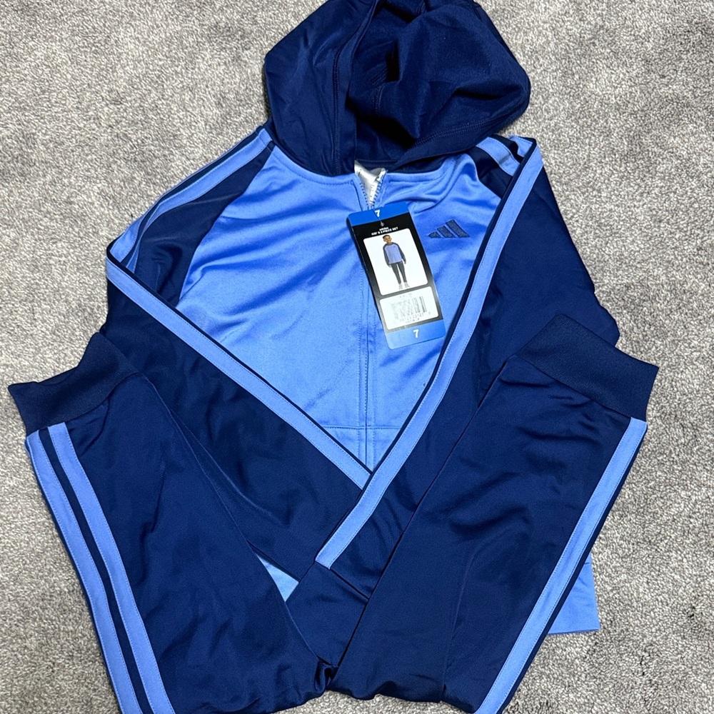 Kids 2 piece Adidas Set